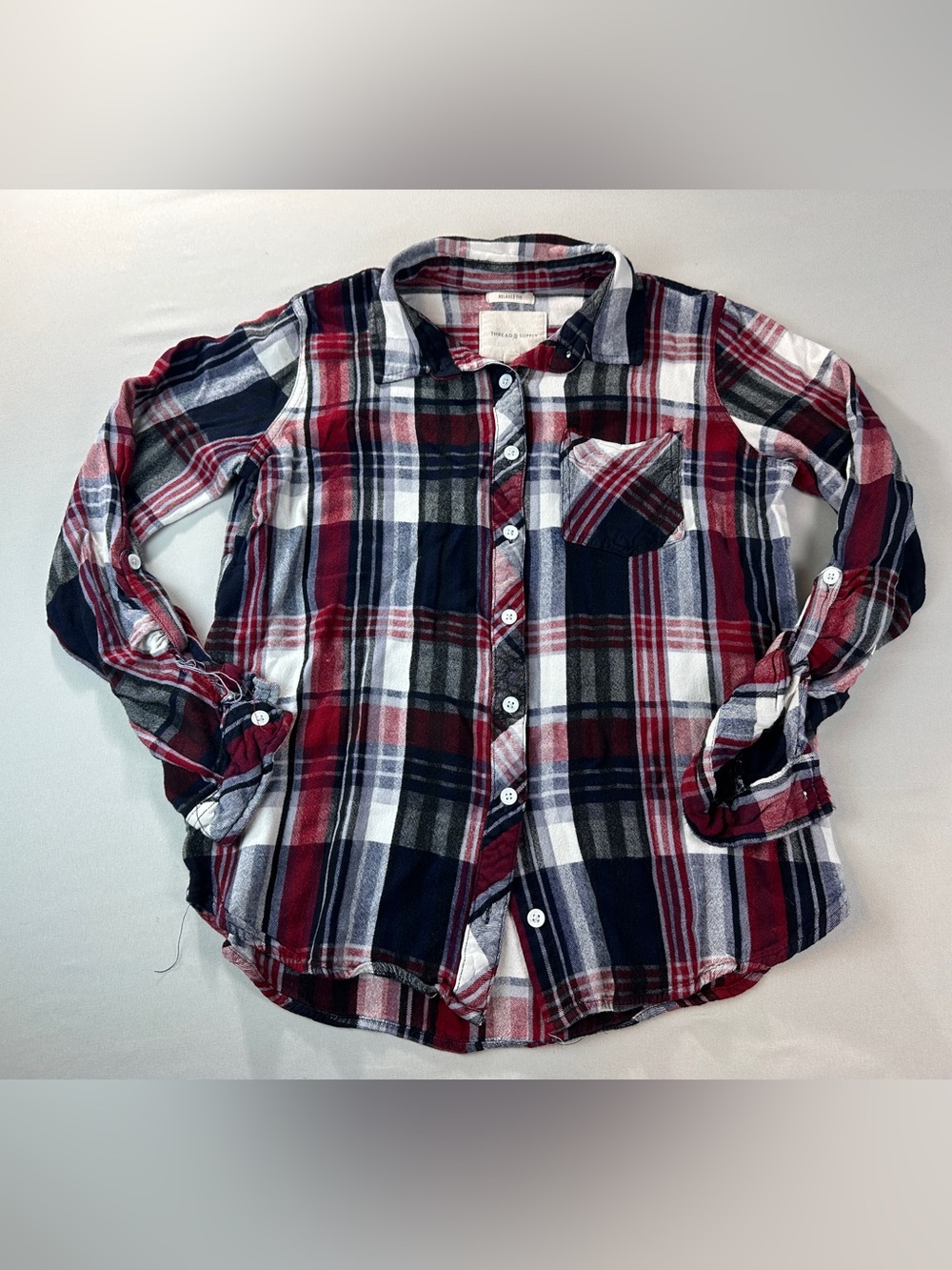 Thread & Supply Plaid Flannel Shirt Medium Button-Down Red White Navy Blue